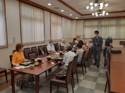 松花堂試食会の様子